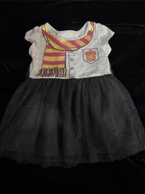 Kids Harry Potter play dress/costume with cape.